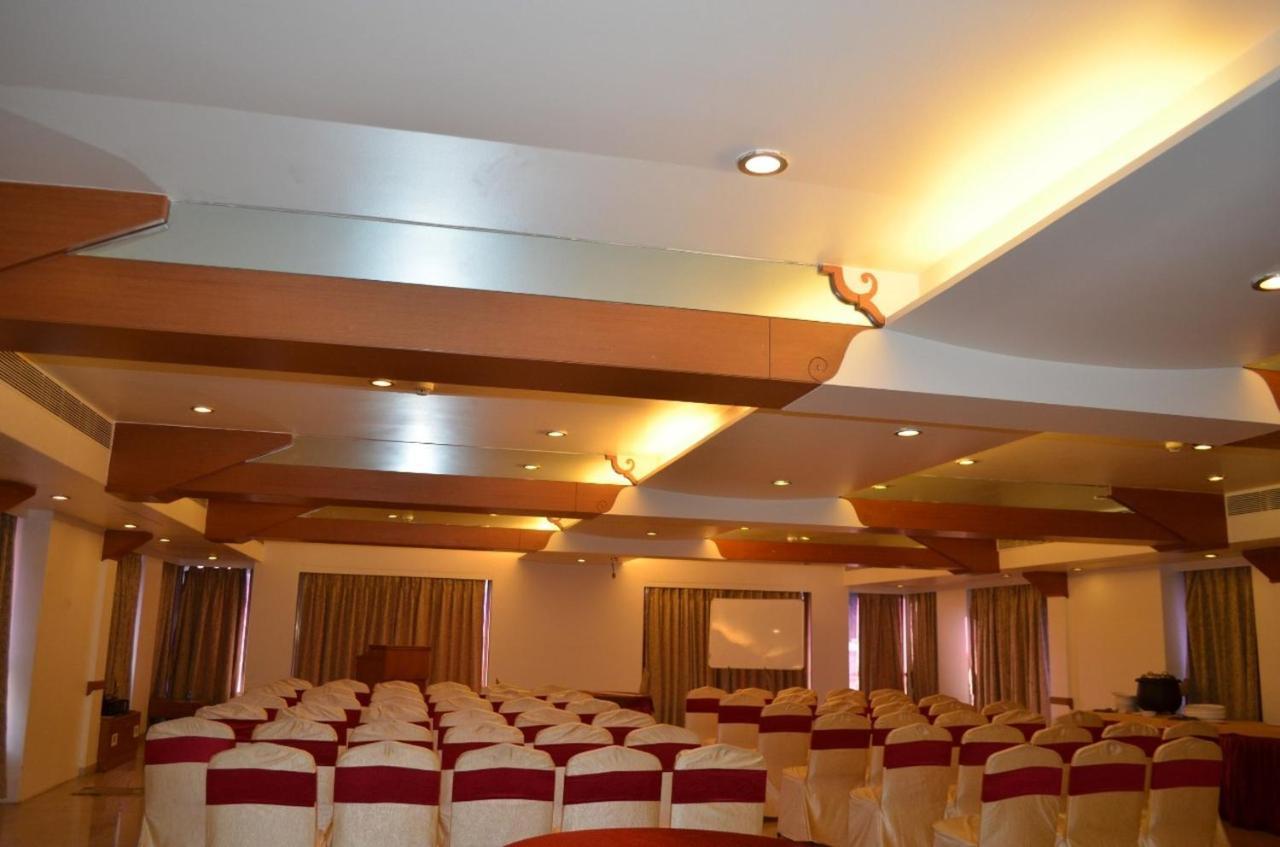 Hotel Deccan Royaale, Shivajinagar Pune Exterior foto