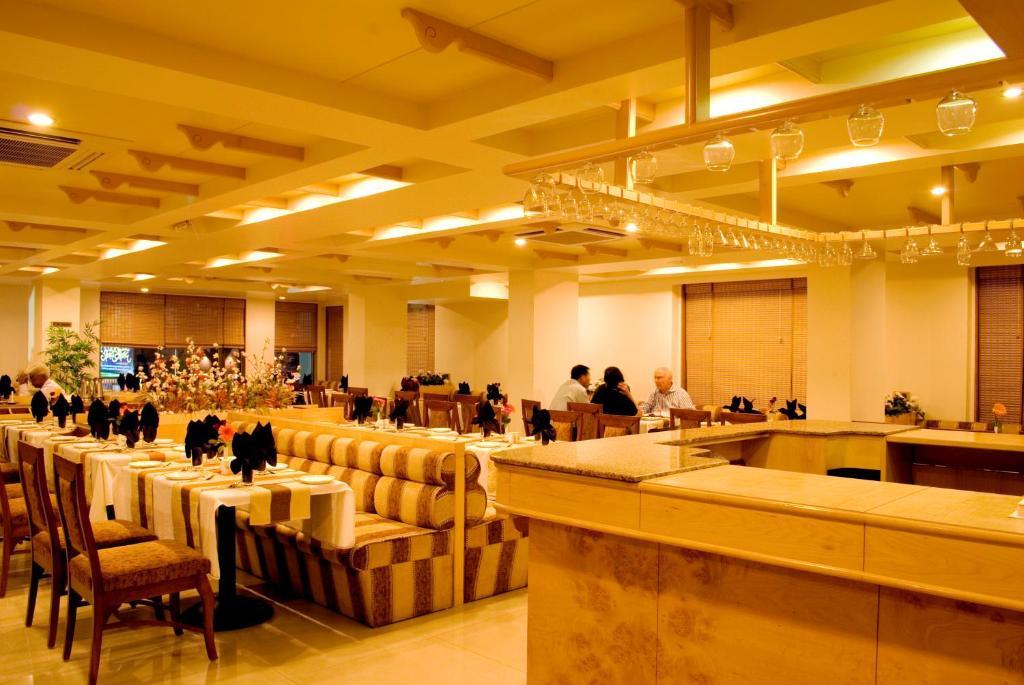 Hotel Deccan Royaale, Shivajinagar Pune Exterior foto